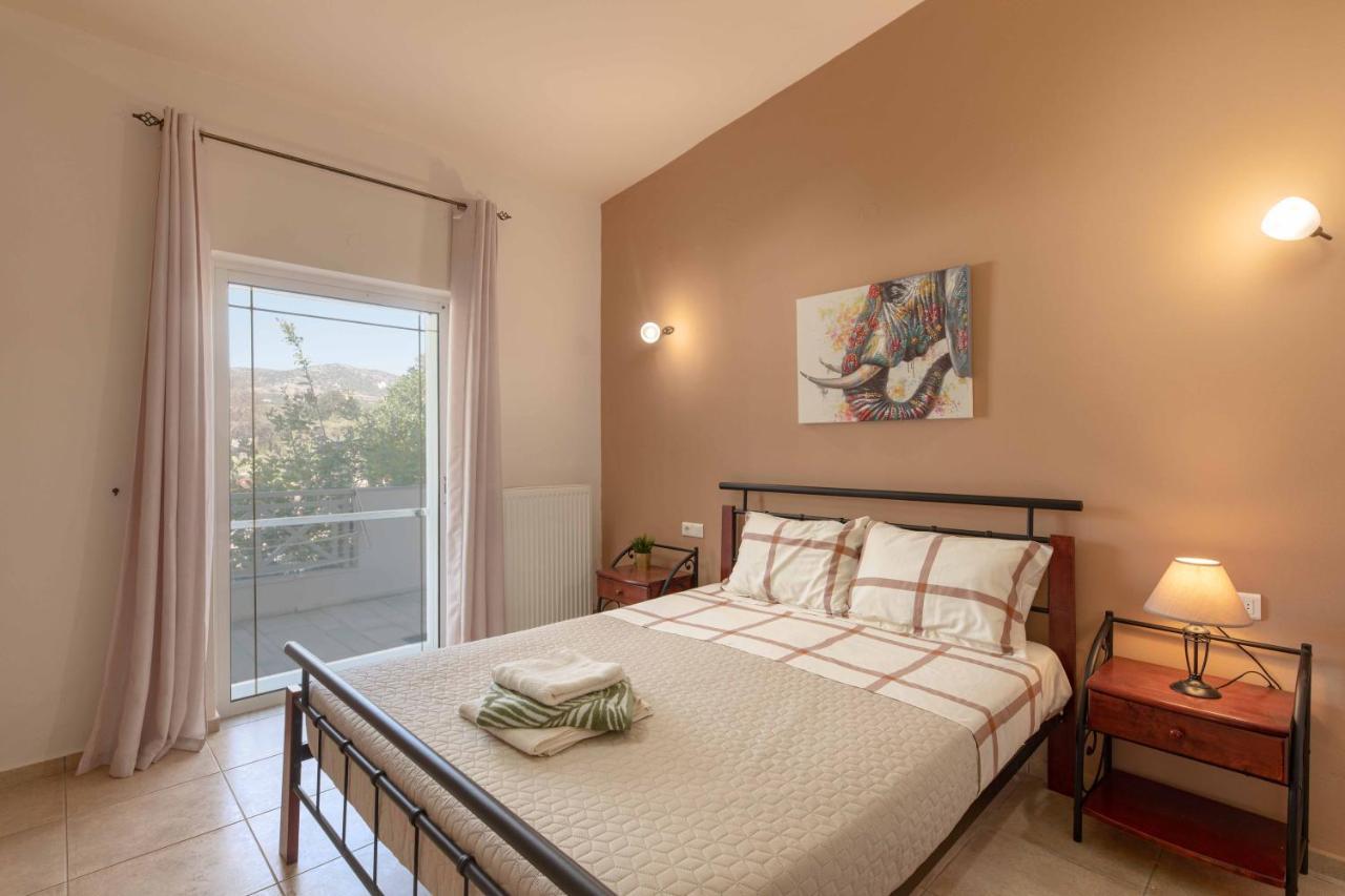 Melenia For Family Holidays By The * Agia Pelagia (Crete)