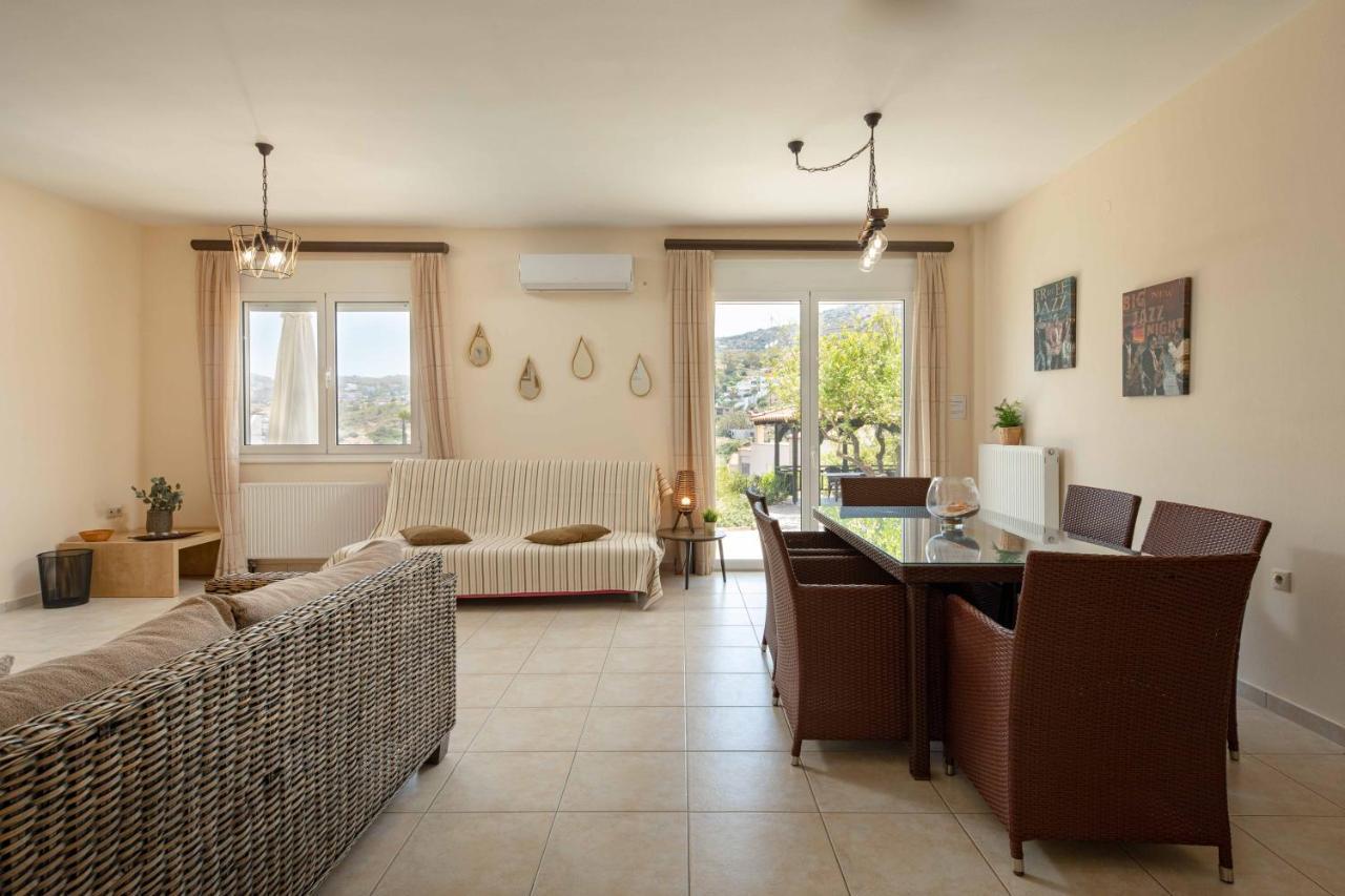 Melenia For Family Holidays By The Villa *